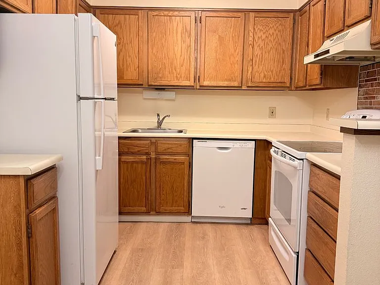 3328 S Ammons St #4-105 — Photo 9