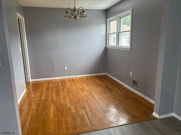 153 Martha Ave #2 — Photo 5