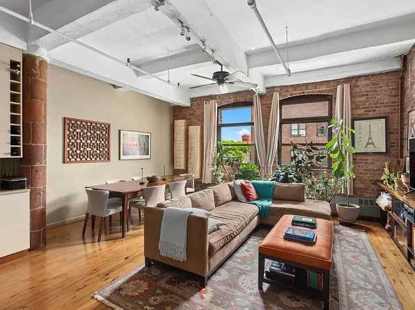 443 12th St APT 4B, Brooklyn, NY 11215