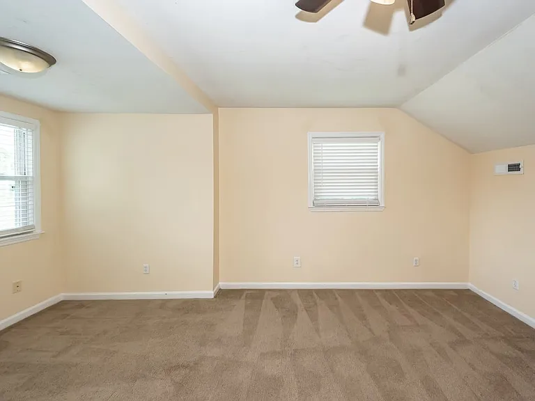 2126 State Rd — Photo 27