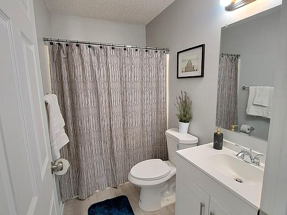 5th image of 6405 Cooper Ln #4