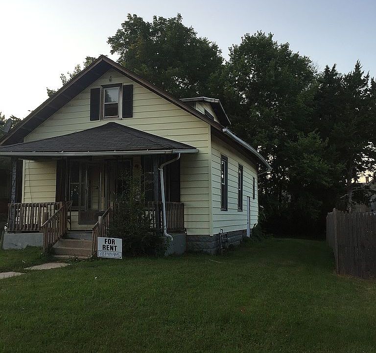 1st image of 1031 Knowlton St