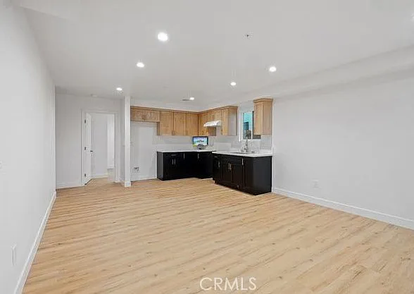 10422 1/2 Graham Ave — Photo 25
