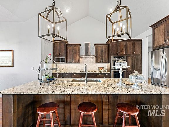 4th image of 19028 N Eaglestone Pl