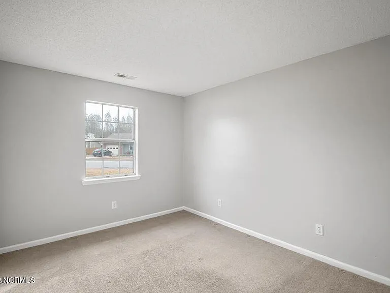424 Singletree Dr — Photo 25