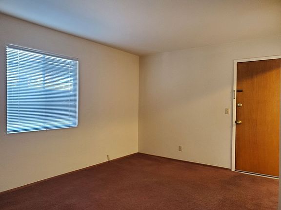 5th image of 3047 David Ave #14