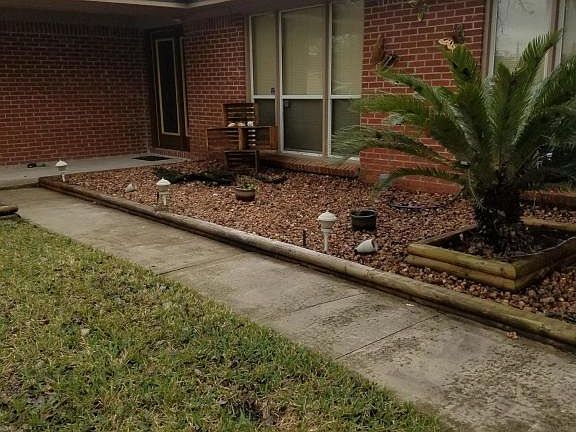 3rd image of 6774 Bakersfield Dr