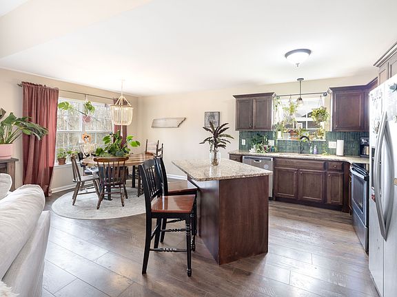 4th image of 7560 S Swift Rd