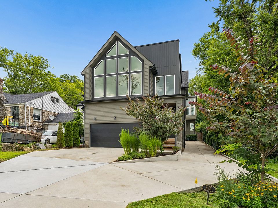 1st image of 1915A Scott Ave