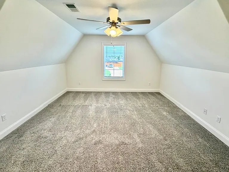 5298 Aylesbury Ln — Photo 12