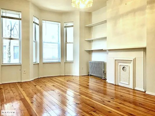 Rented by Native Real Estate LLC | media 16