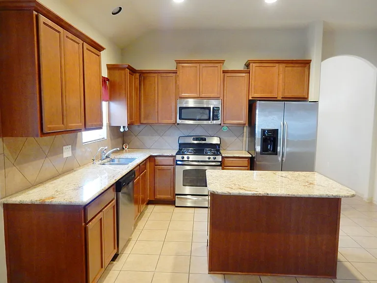 24510 Avellino Ct — Photo 9