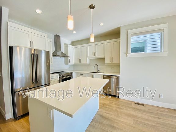 3rd image of 12840 Stillwater Ct #9