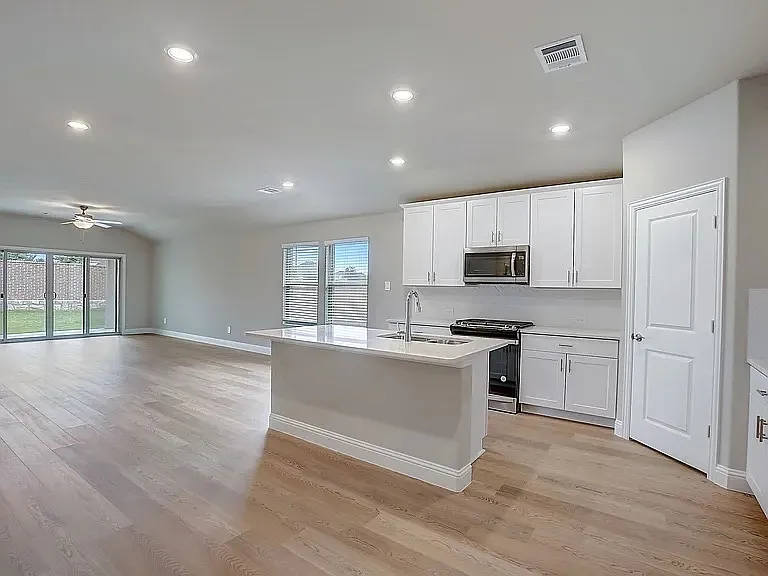 1209 Gardendale Hollow Lane - 1 — Photo 3