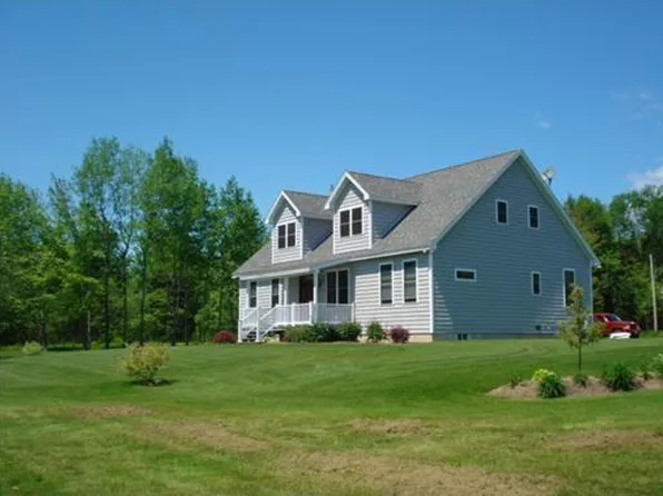 7 Winchester Way, Stockton Springs, ME 04981