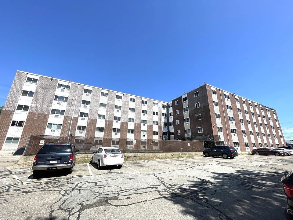 Regency Condominiums 215 Winter St Weymouth, MA Zillow Apartments