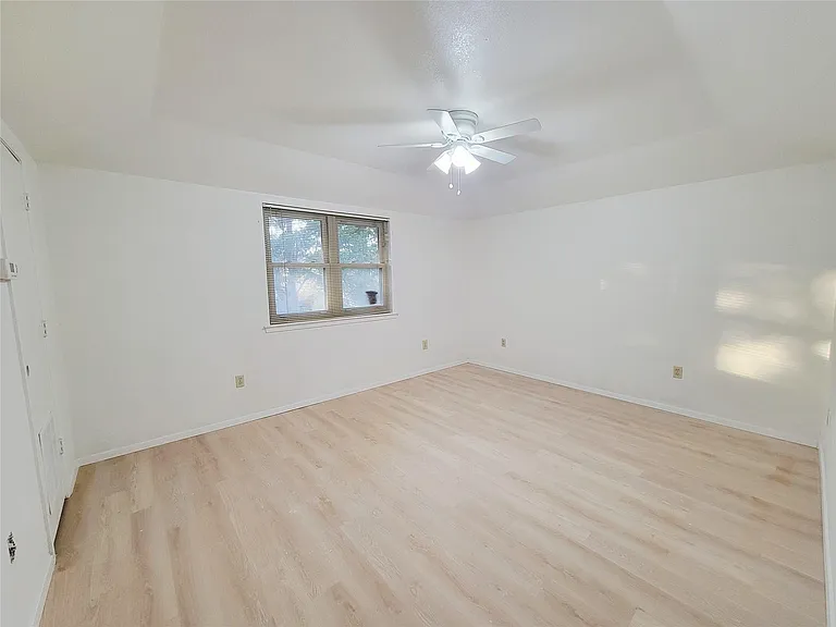 206 McCarley Pl — Photo 11
