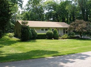4348 E The Valley Rd, Port Clinton, OH 43452