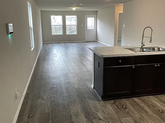 4th image of 8507 Amistad Cove