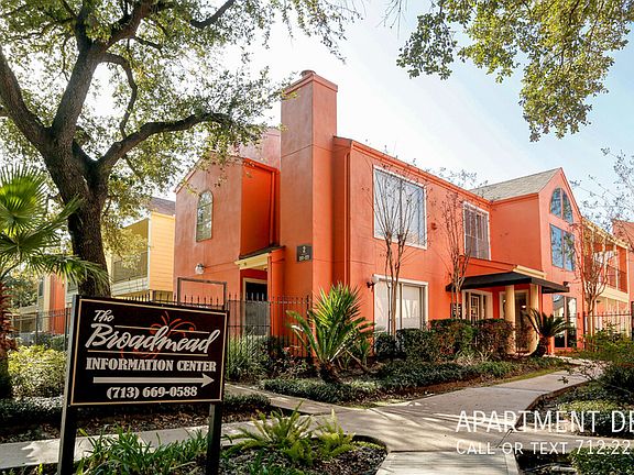 2nd image of 2807 Broadmead Dr #1927