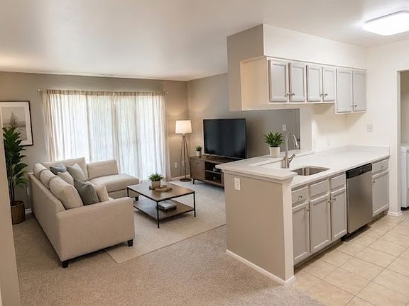 5th image of 11711 Olde English Dr Unit A