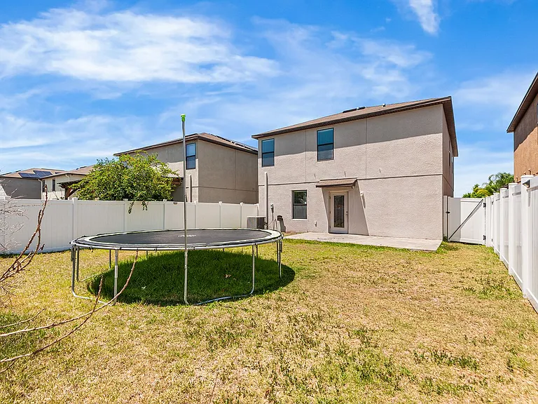 11201 Hudson Hills Ln — Photo 15