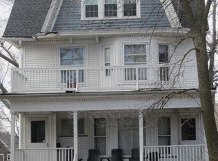 2903 N Prospect Ave, Milwaukee, WI 53211