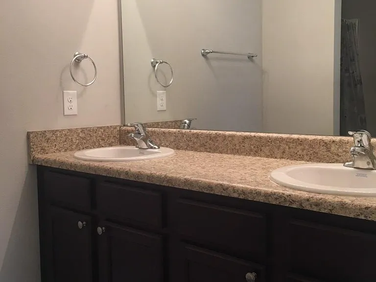 5824 Callaway Cir — Photo 9