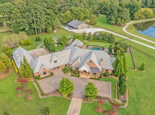 1297 Houston Valley Rd, Rocky Face, GA 30740