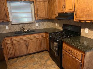 5713 N Rhode Island Ave, Oklahoma City, OK 73111