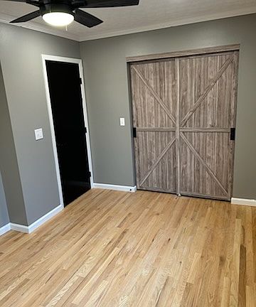 3rd image of 7886 Barkwood Dr