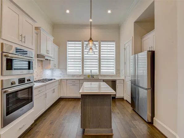 2724 Dolce Oaks Dr, Houston, TX 77007