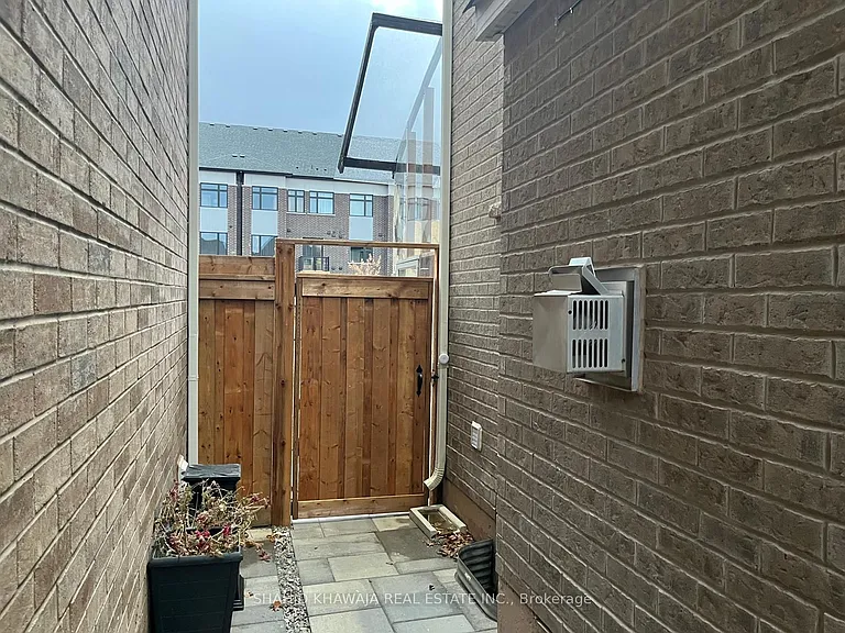 1328 Aymond Cres #BASEMENT — Photo 5