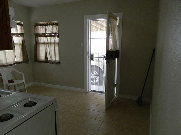 5th image of 3921 Monroe Ave