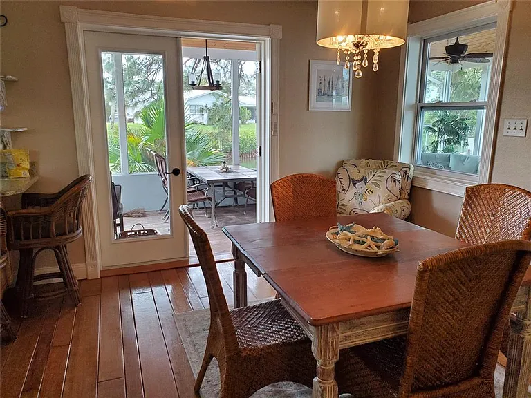 227 Lychee Rd — Photo 3