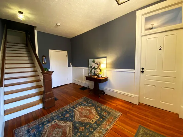 657 Pine Ave APT 2, Waynesboro, VA 22980