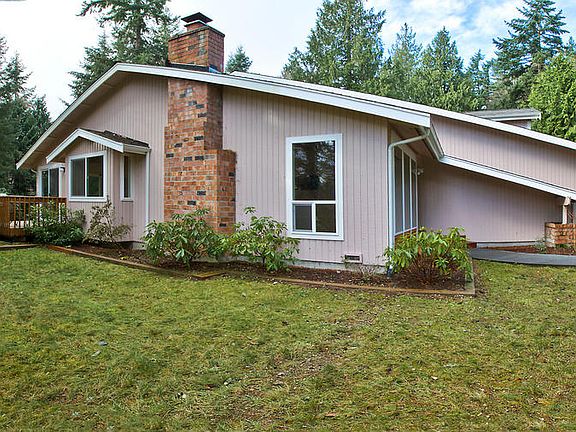 2nd image of 15615 100th Ave NW