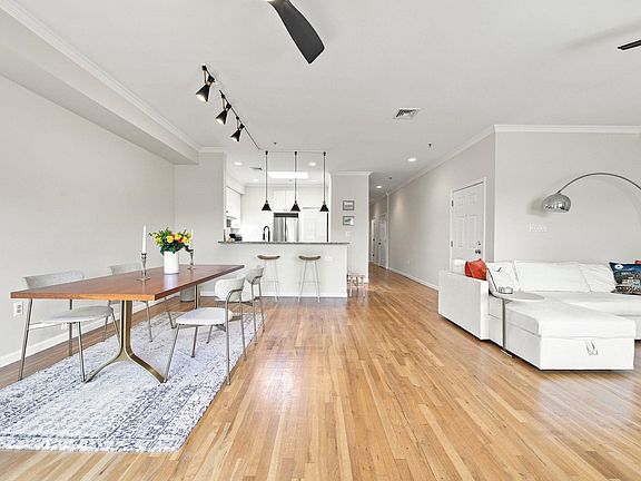 2nd image of 81 Grand St #Penthouse