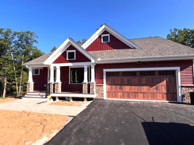 28 Edgewater Drive, Brentwood, NH, 03833