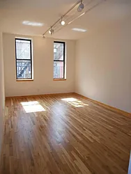 Rented by Level Group