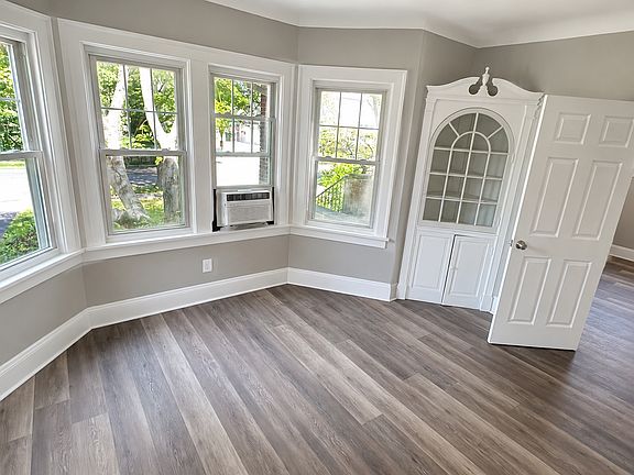 2nd image of 16314 Scottsdale Blvd
