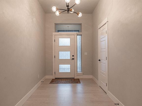5th image of 658 Thebes St