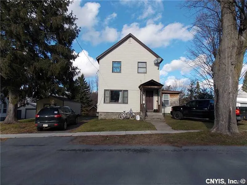 550 Adelaide St photo 1