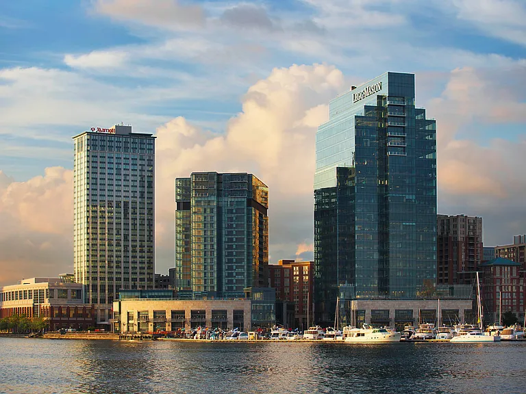 Spinnaker Bay at Harbor East — Photo 23