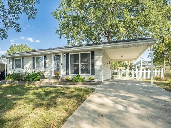 4336 Martyridge Ct, Saint Louis, MO 63129