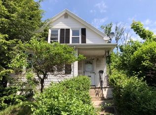 129 Endicott St, Worcester, MA 01610