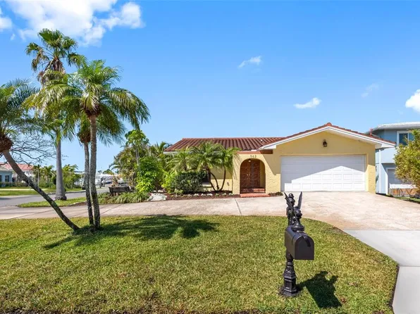 562 Johns Pass Ave, Madeira Beach, FL 33708