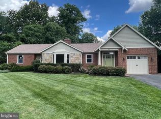 10512 Norman Ave, Fairfax, VA 22030