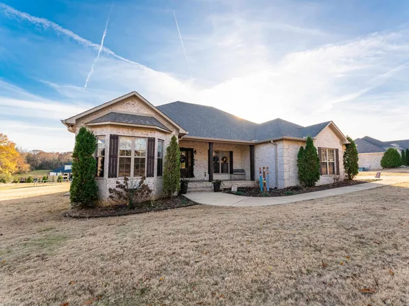 165 Fullen Ln, Savannah, TN 38372