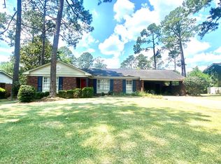 1813 Robinhood Rd, Albany, GA 31707